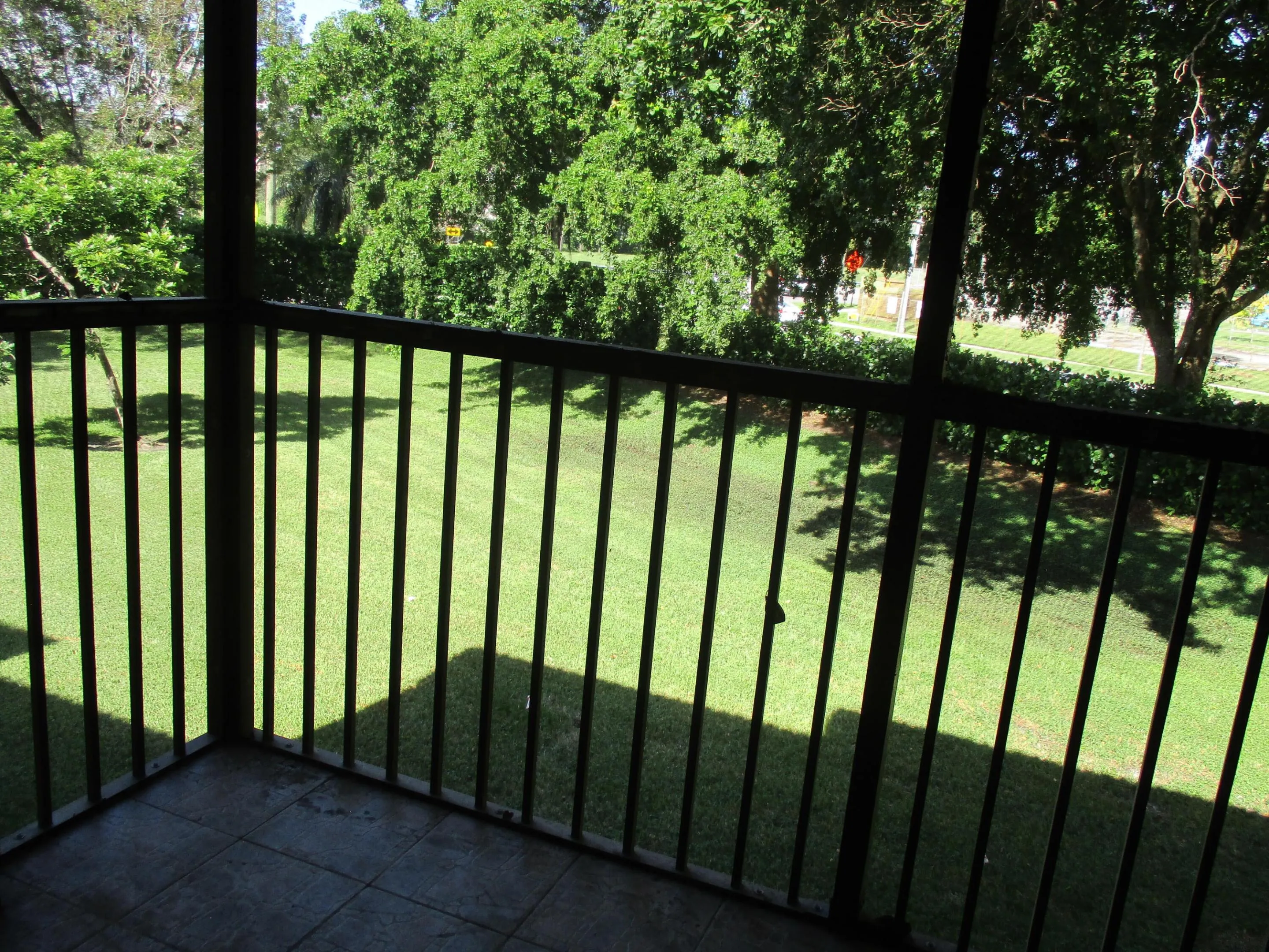 835 BALCONY