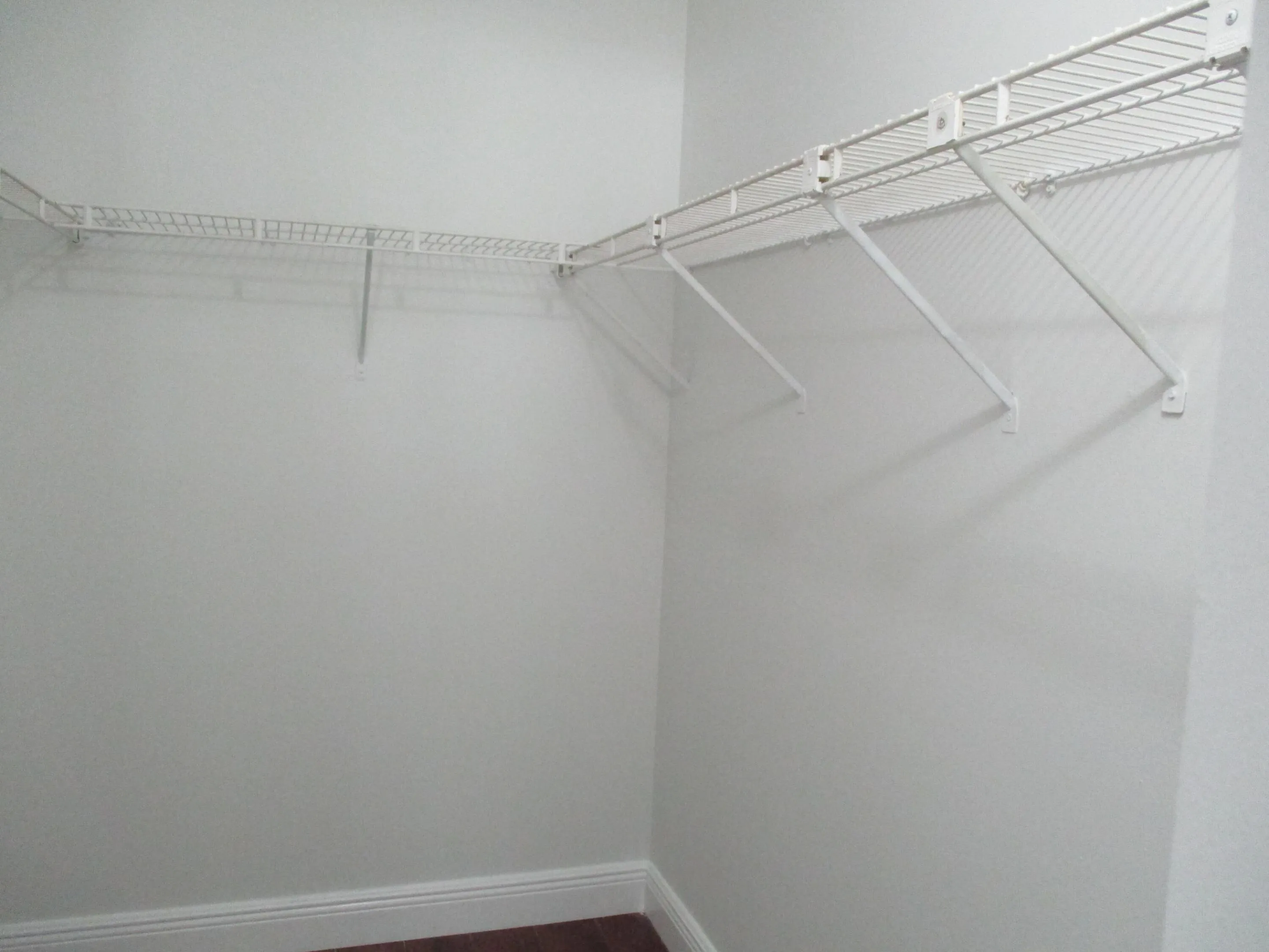 835 MASTER CLOSET
