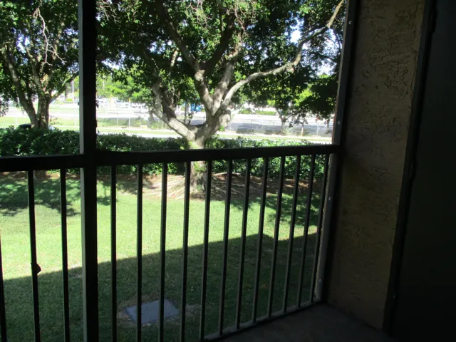 835 BALCONY 2