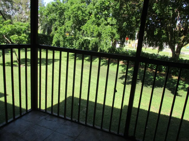 835 BALCONY