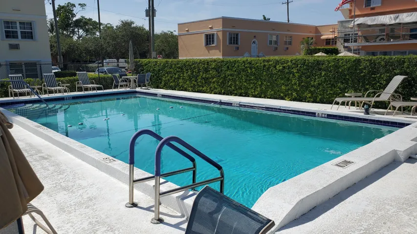 Pool View (3)