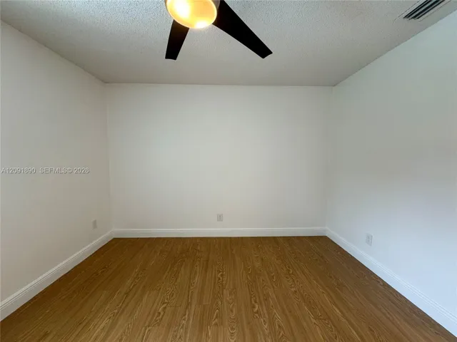 Guest Bedroom #1