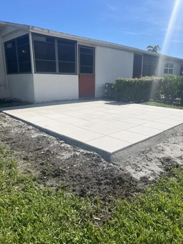 Huge rear 12 x 12 patio