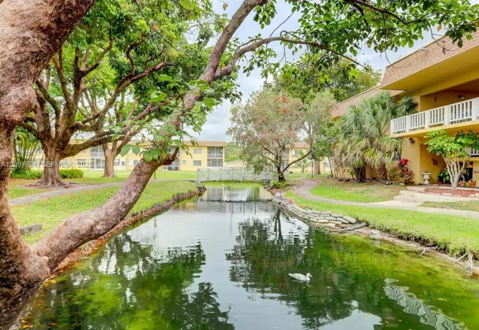 Beautiful Lake Grounds