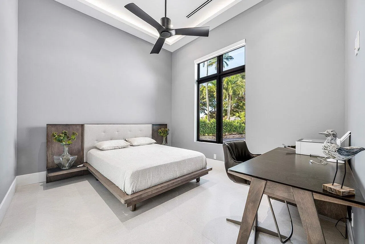 guest bedroom 3
