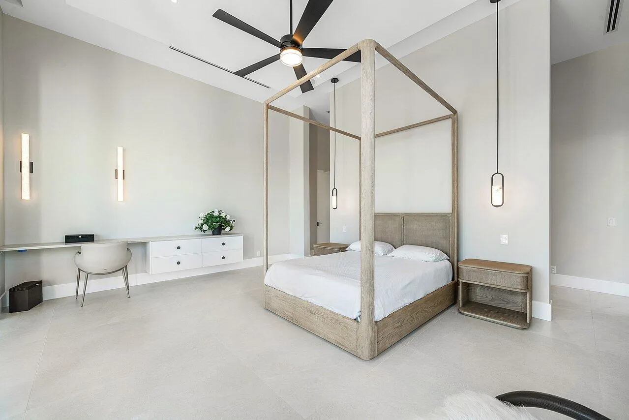 master bed