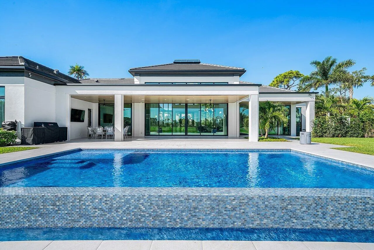 gorgeous pool