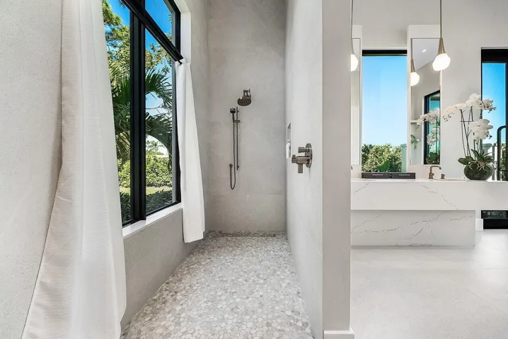 Master shower