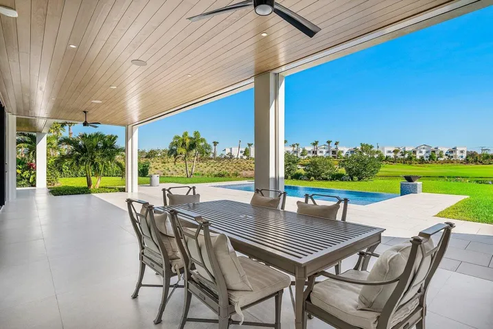 outdoor dining area