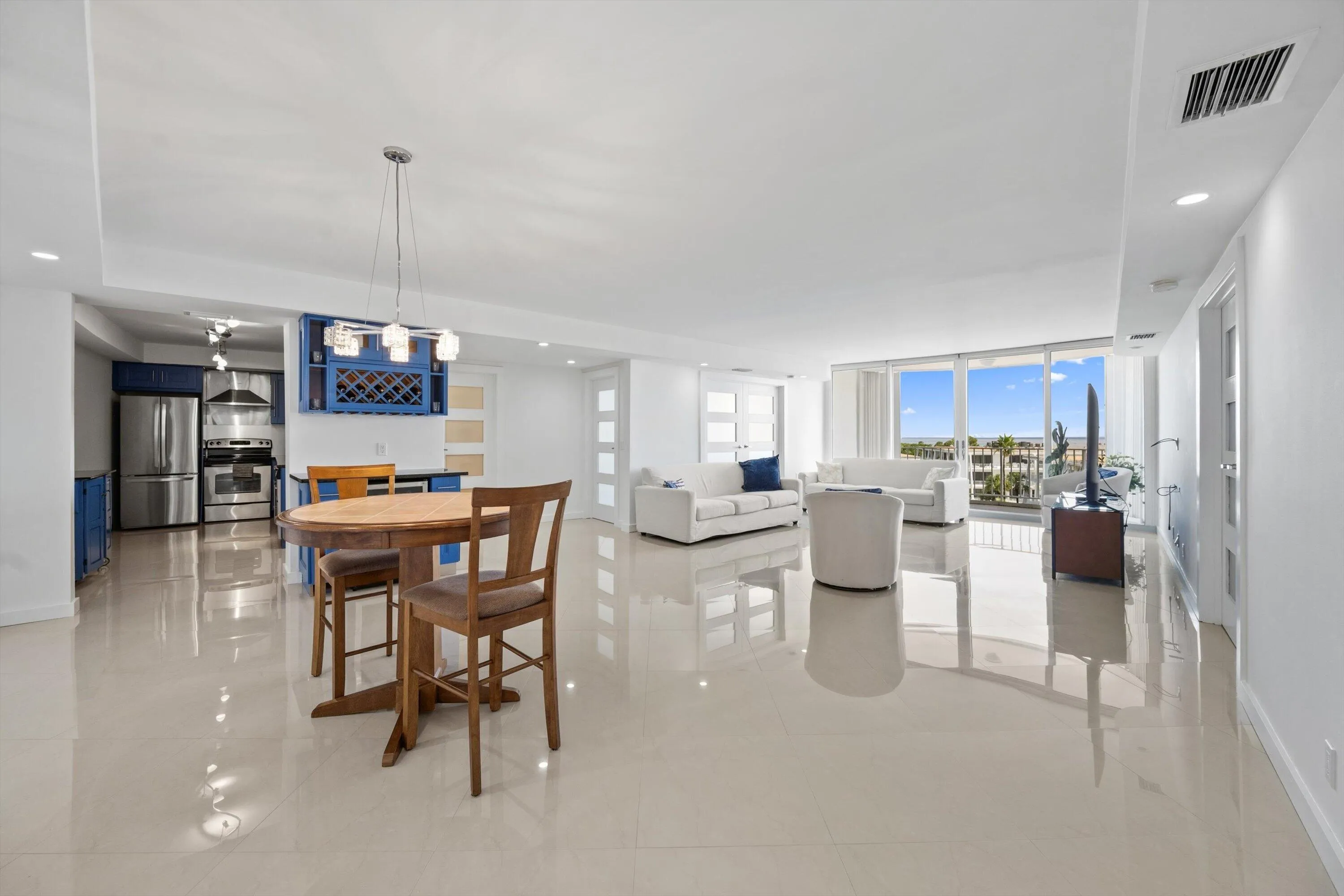 Dining/Living Room