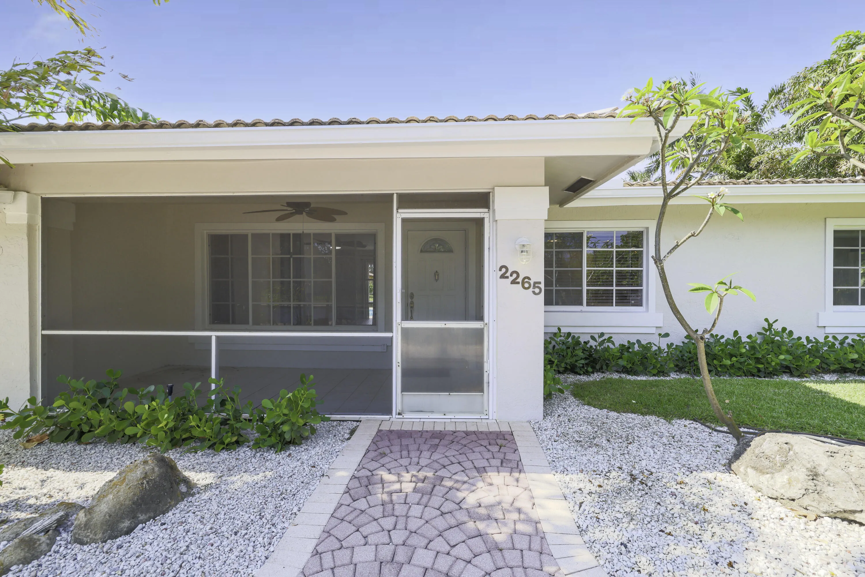 2265 NE 24th St - 4