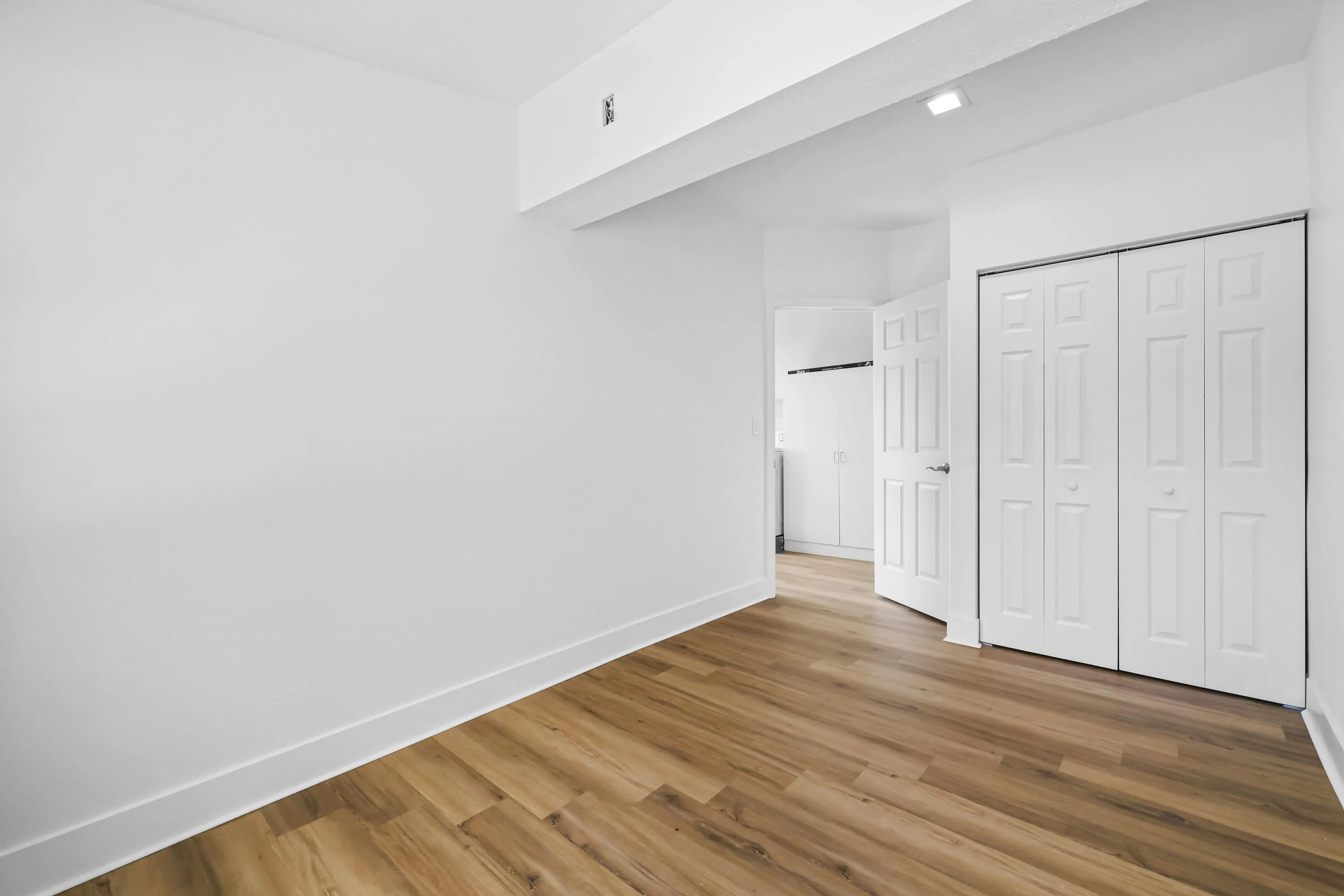 2265 NE 24th St - 35