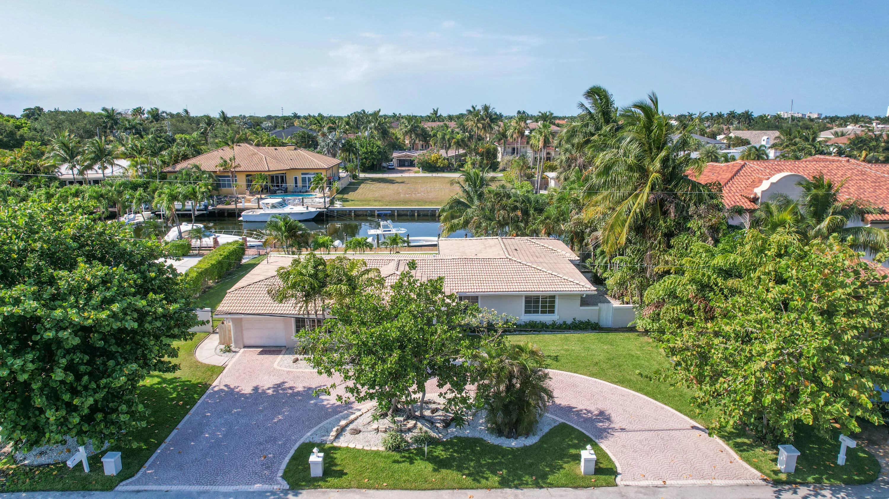 2265 NE 24th St - 47