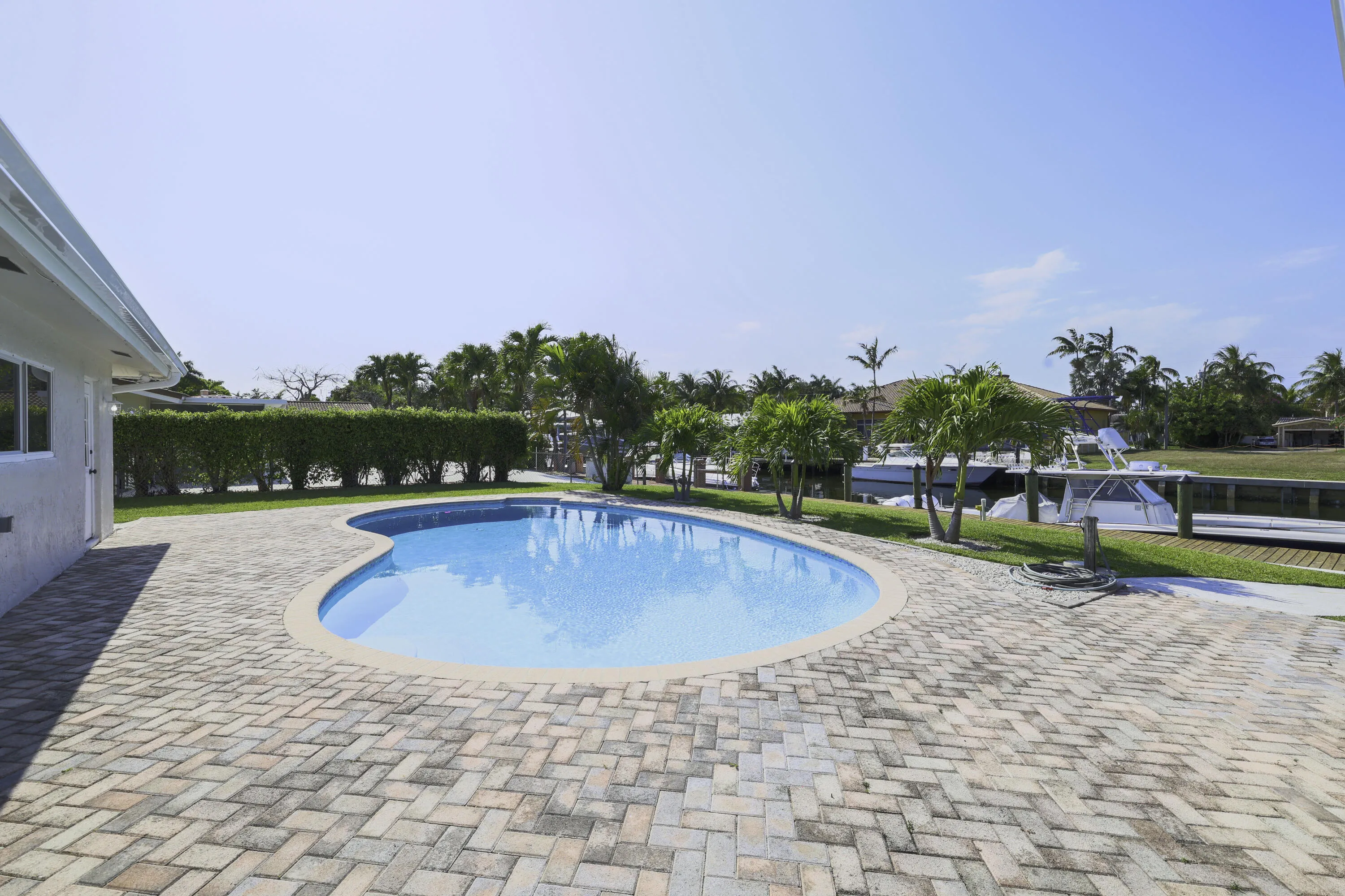2265 NE 24th St - 38