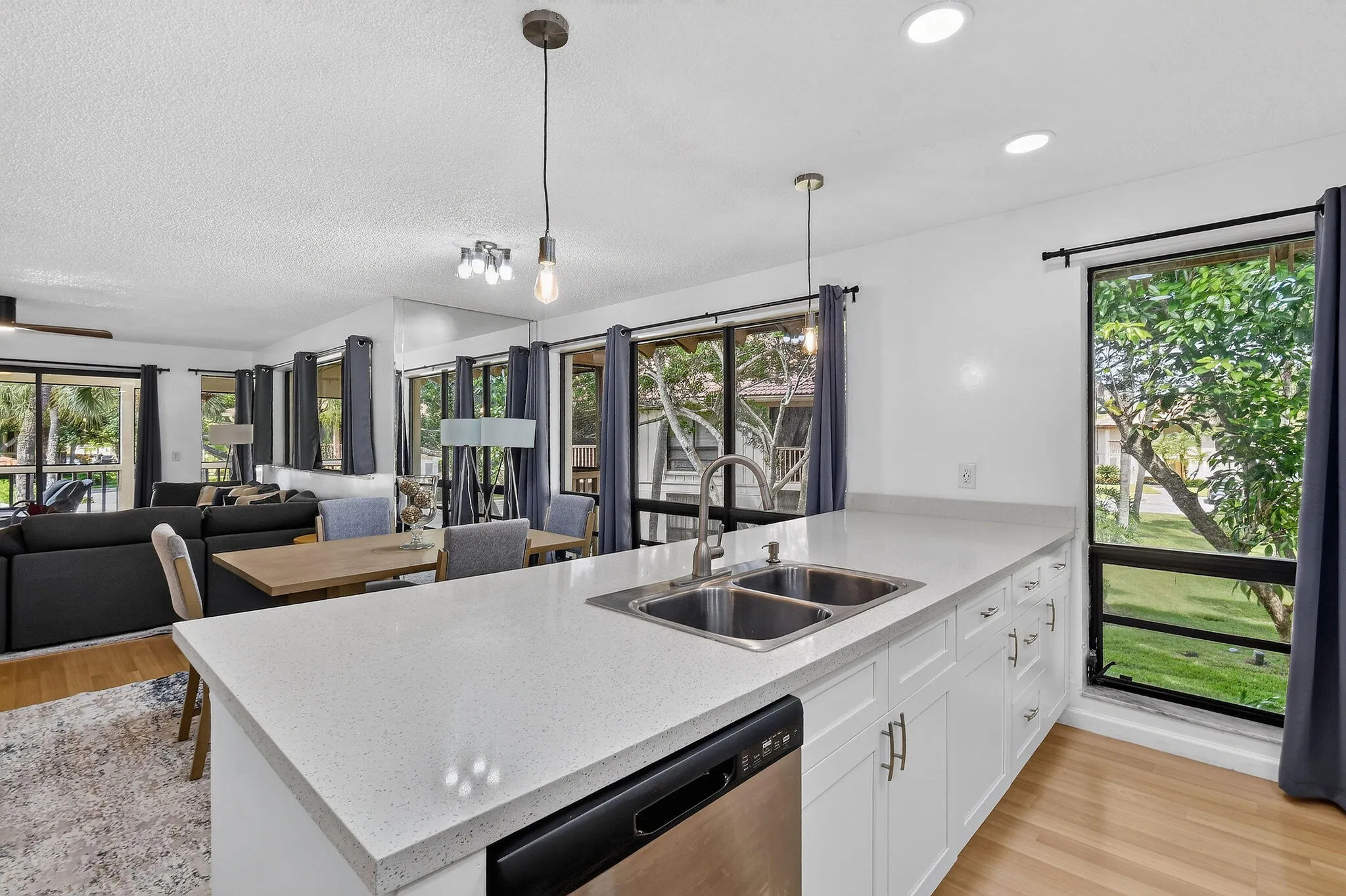 407BrackenwoodLnS(20)