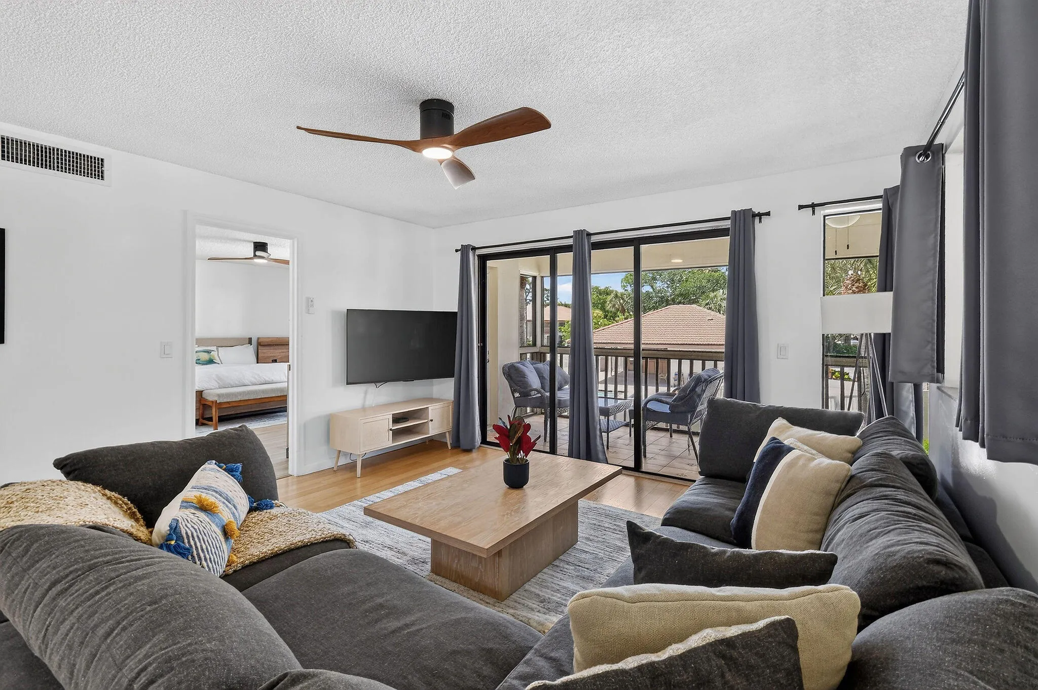 407BrackenwoodLnS(10)