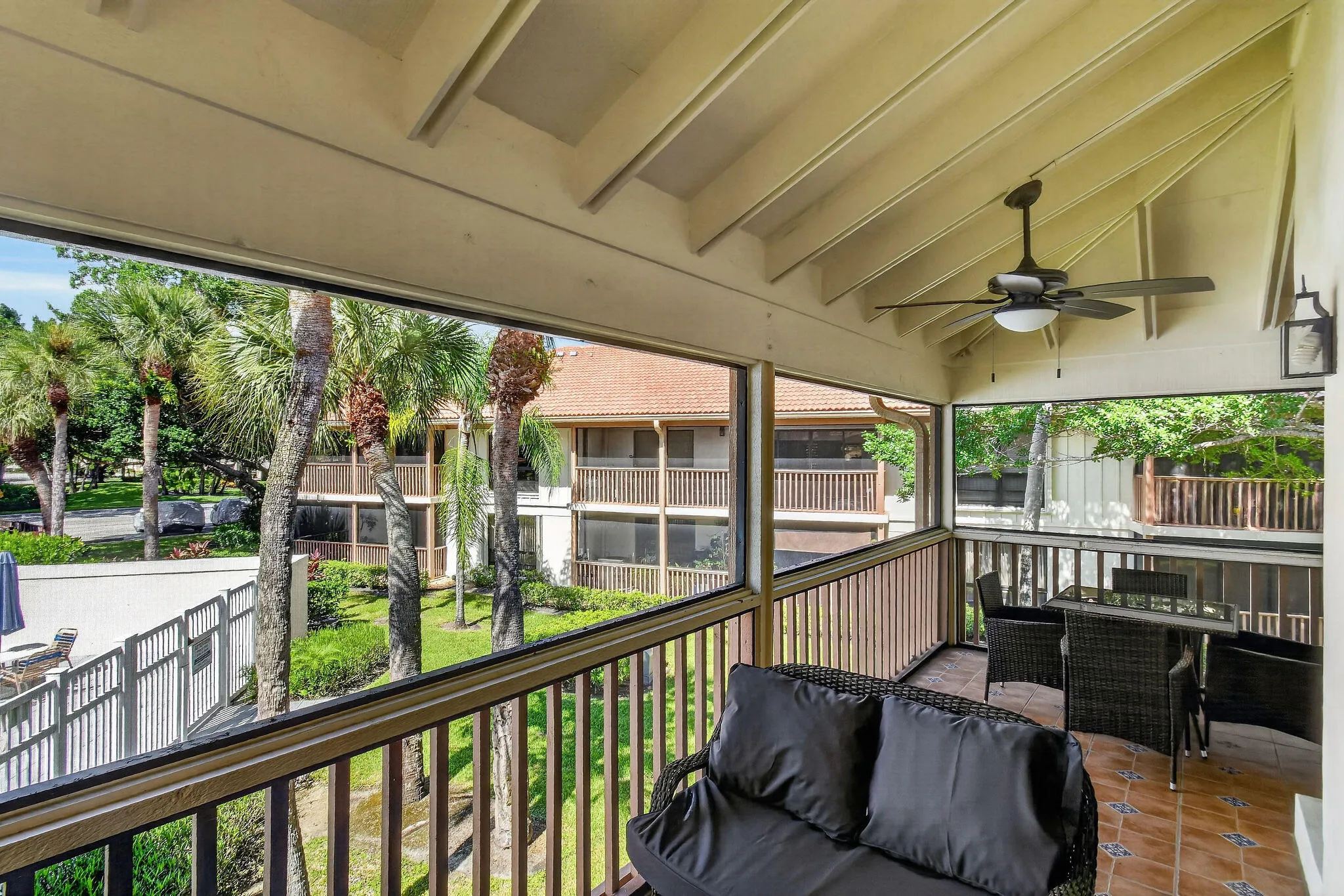 407BrackenwoodLnS(46)