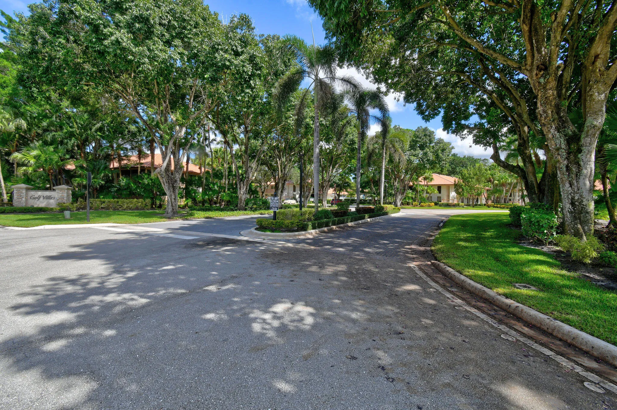 407BrackenwoodLnS(58)