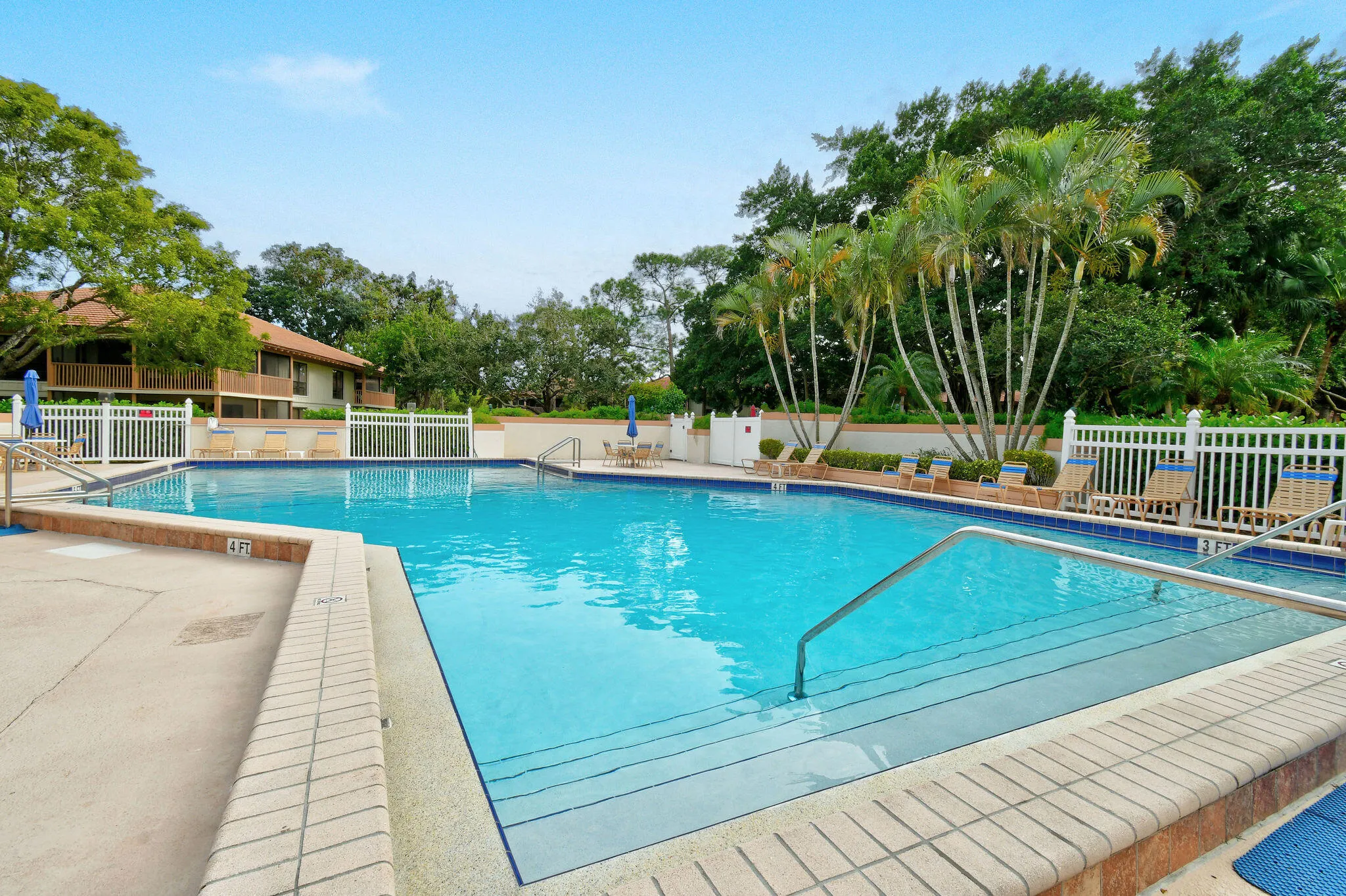 407BrackenwoodLnS(61)