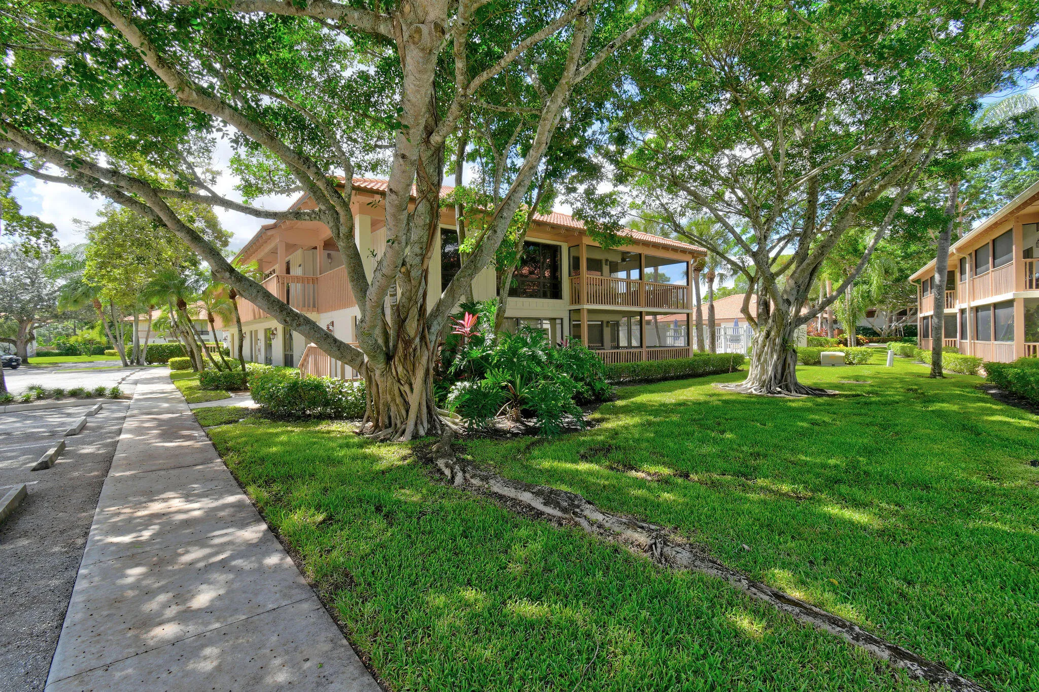407BrackenwoodLnS(53)