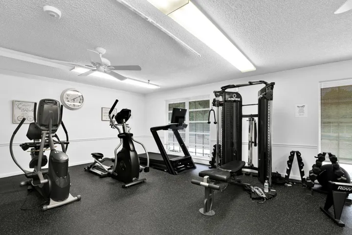 8955 Club Gym 3