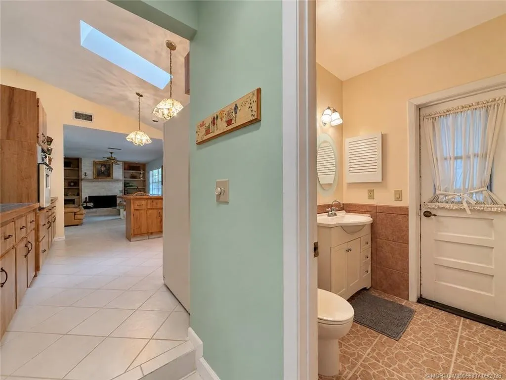 Property photo 28