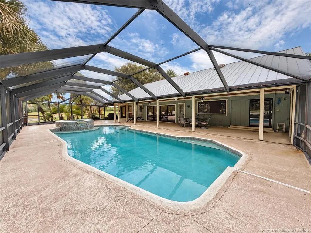 Property photo 63