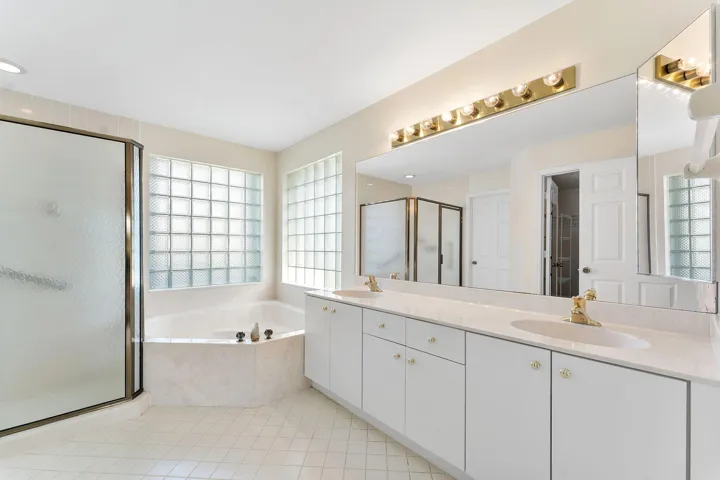 50-web-or-mls-DSC09361