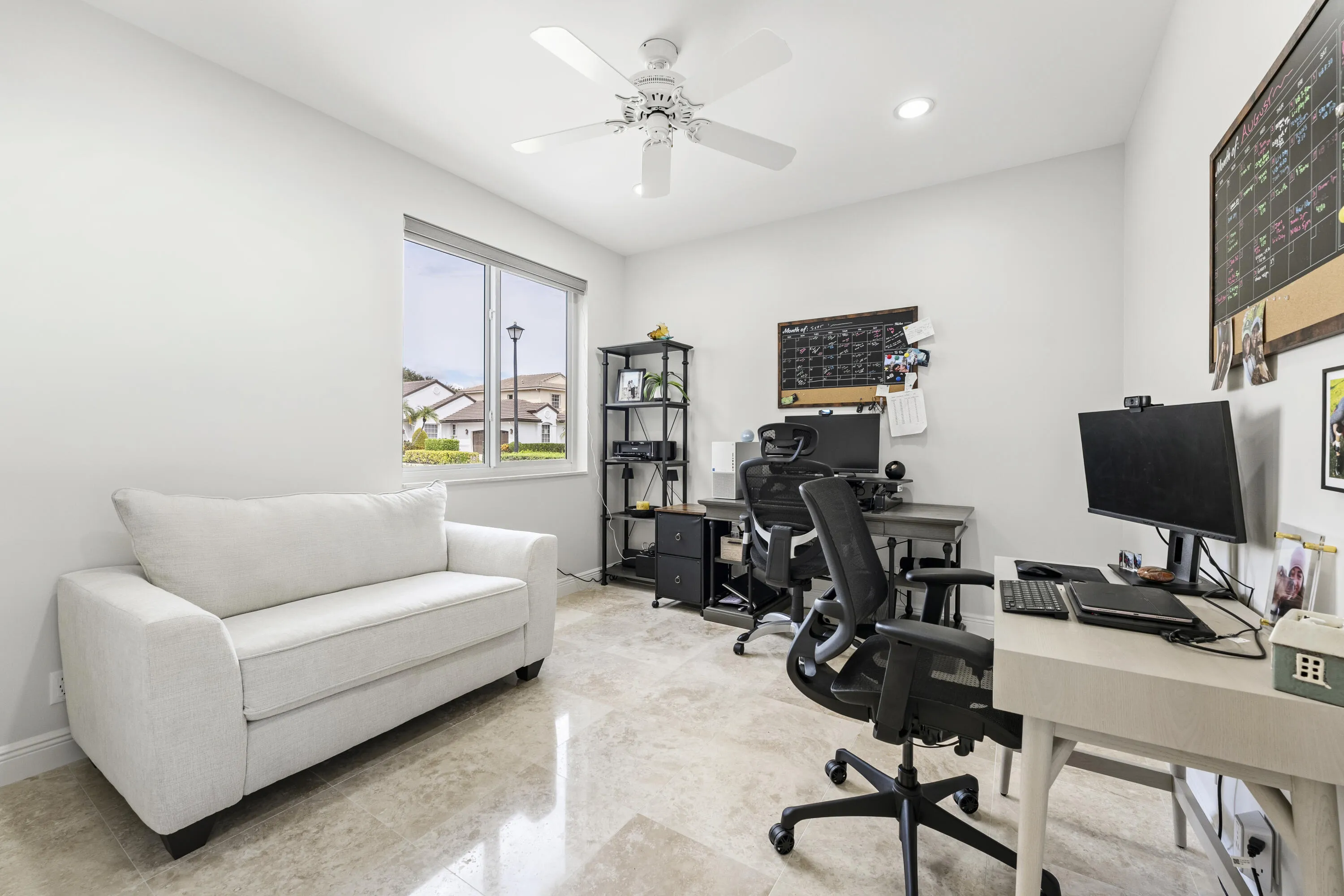Bedroom-office​​‌​​​​‌​​‌‌​‌‌​​​‌‌​‌​‌​‌​​​‌​​