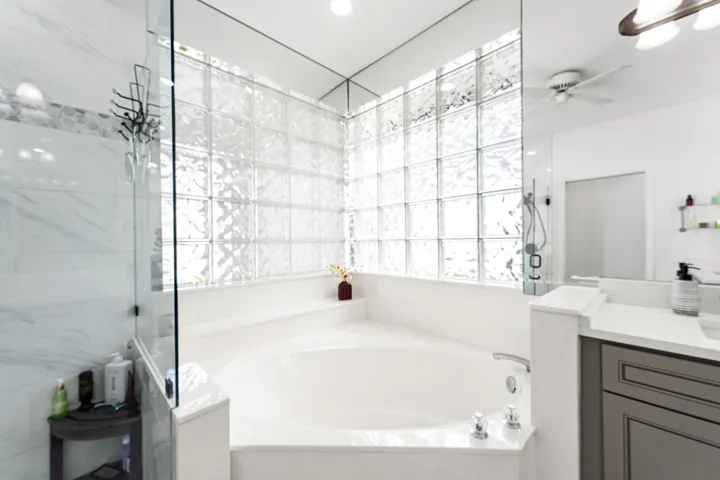 Primary Soaking Tub