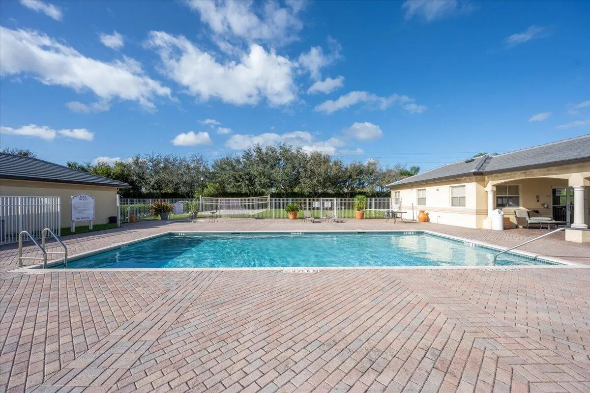 24-Pool Area