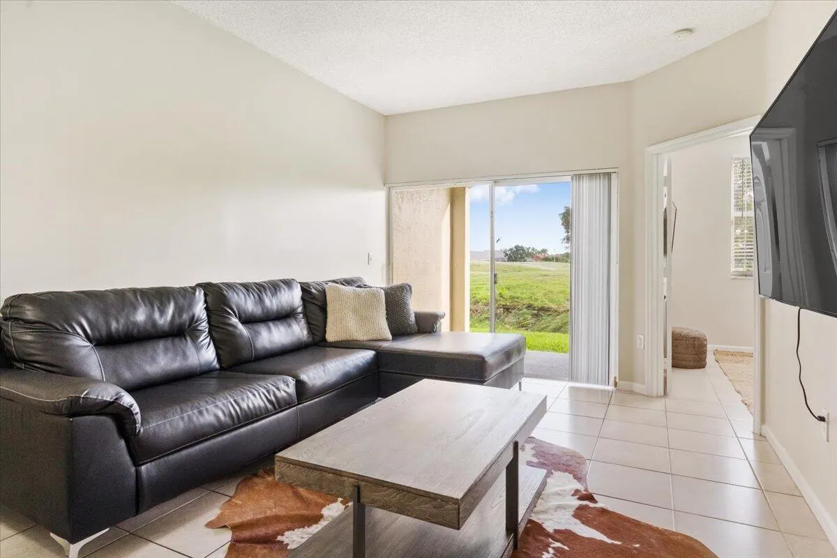 6 - Living Room