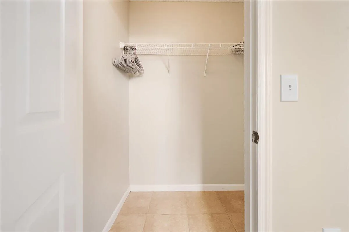 16-Master Closet