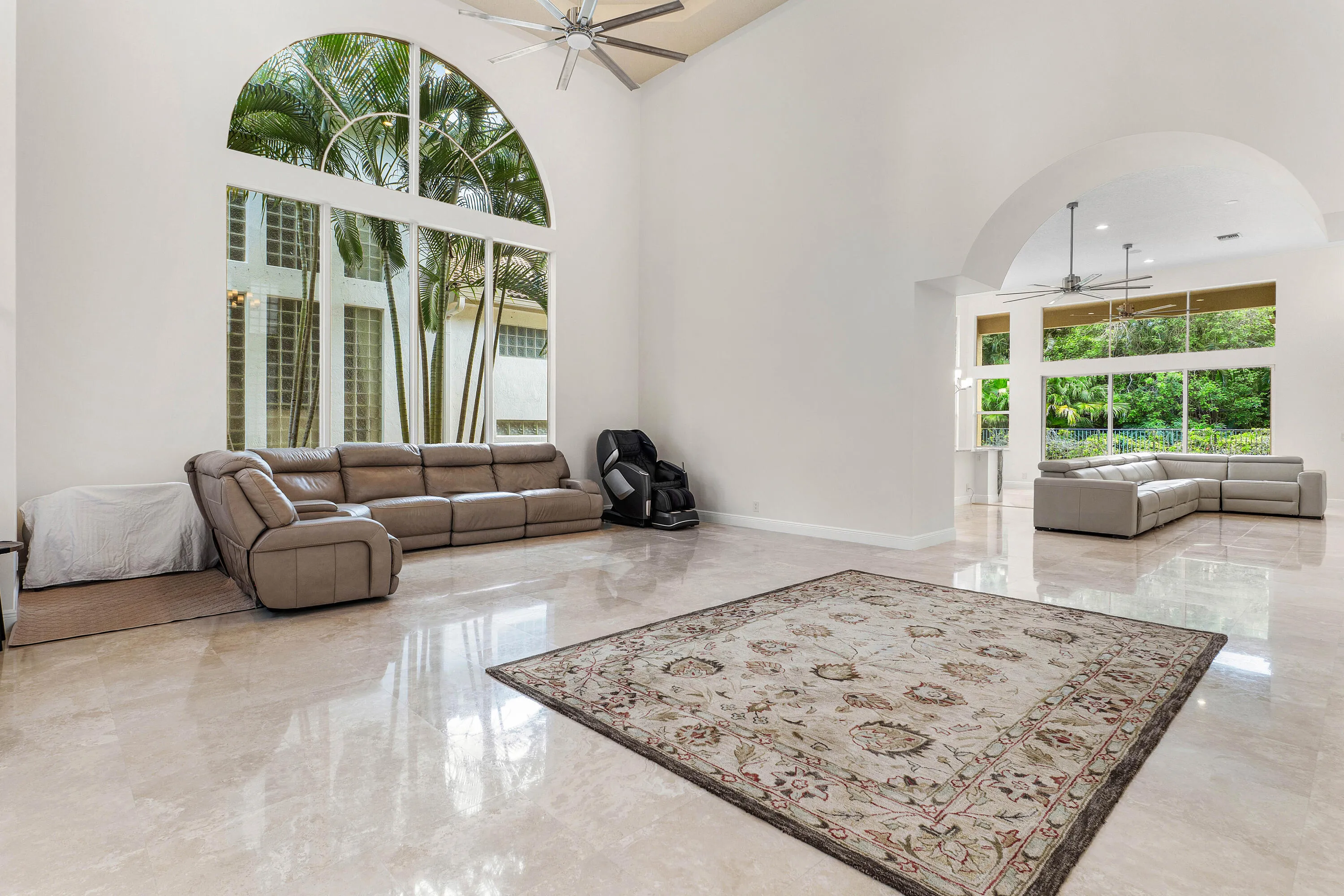 010-8126ValhallaDrive-DelrayBeach-FL-334