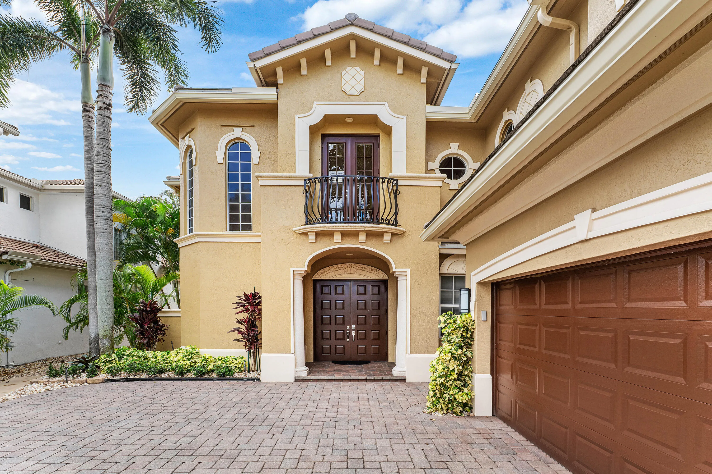 004-8126ValhallaDrive-DelrayBeach-FL-334