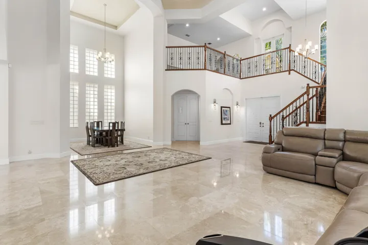 007-8126ValhallaDrive-DelrayBeach-FL-334