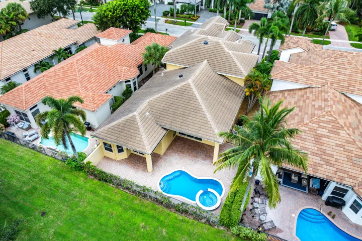 045-8126ValhallaDrive-DelrayBeach-FL-334