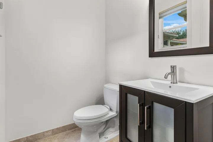 032-8126ValhallaDrive-DelrayBeach-FL-334
