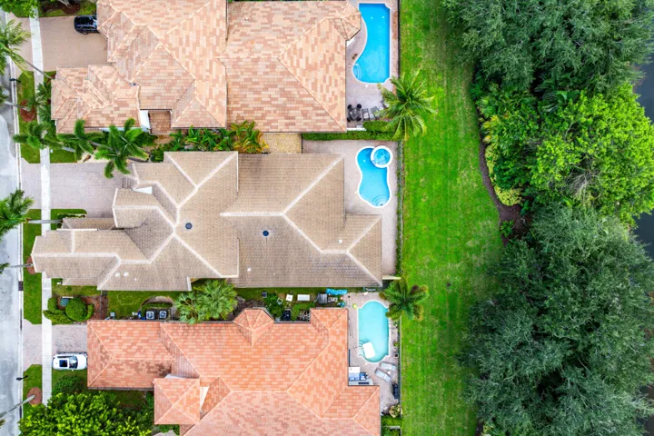039-8126ValhallaDrive-DelrayBeach-FL-334