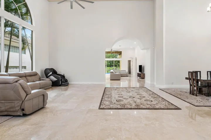 009-8126ValhallaDrive-DelrayBeach-FL-334