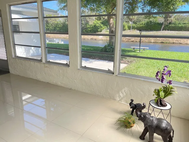 26' X 10', SPACIOUS FLORIDA ROOM