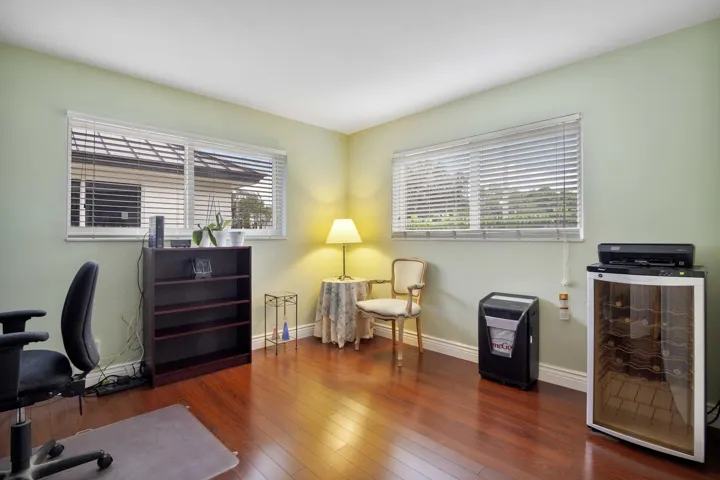 6321 NE 22nd Ave_030