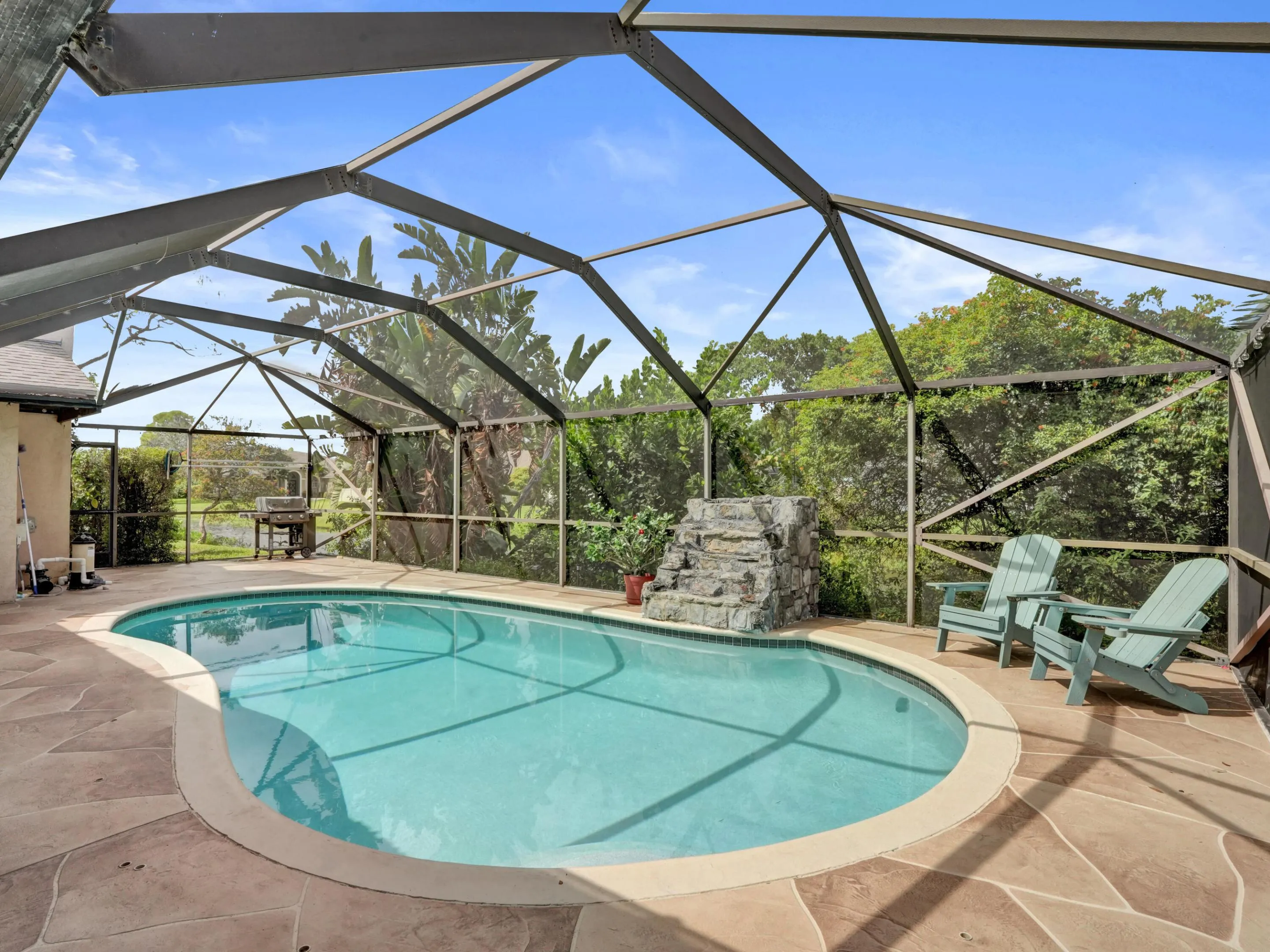 Free-form Pool