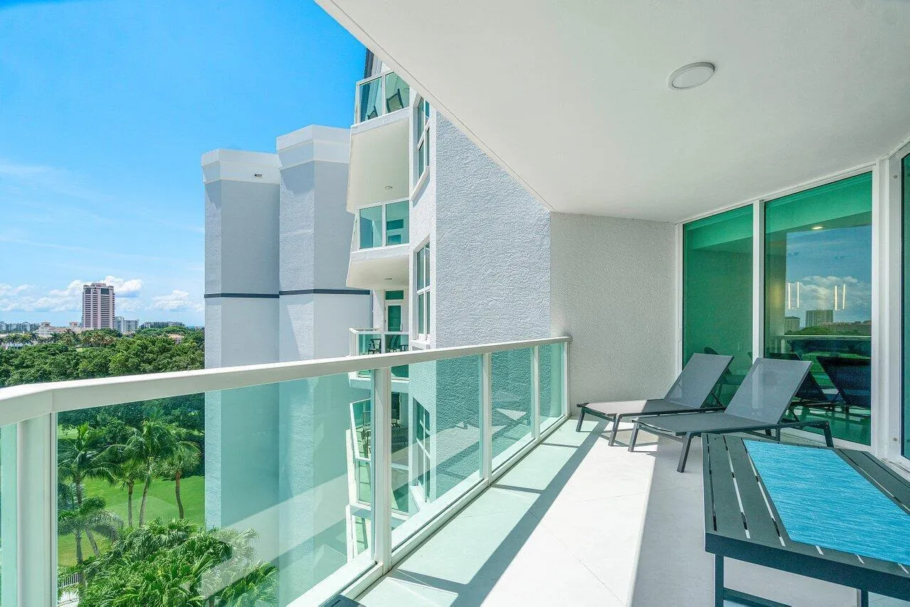Fabulous Golf Views from Balcony!