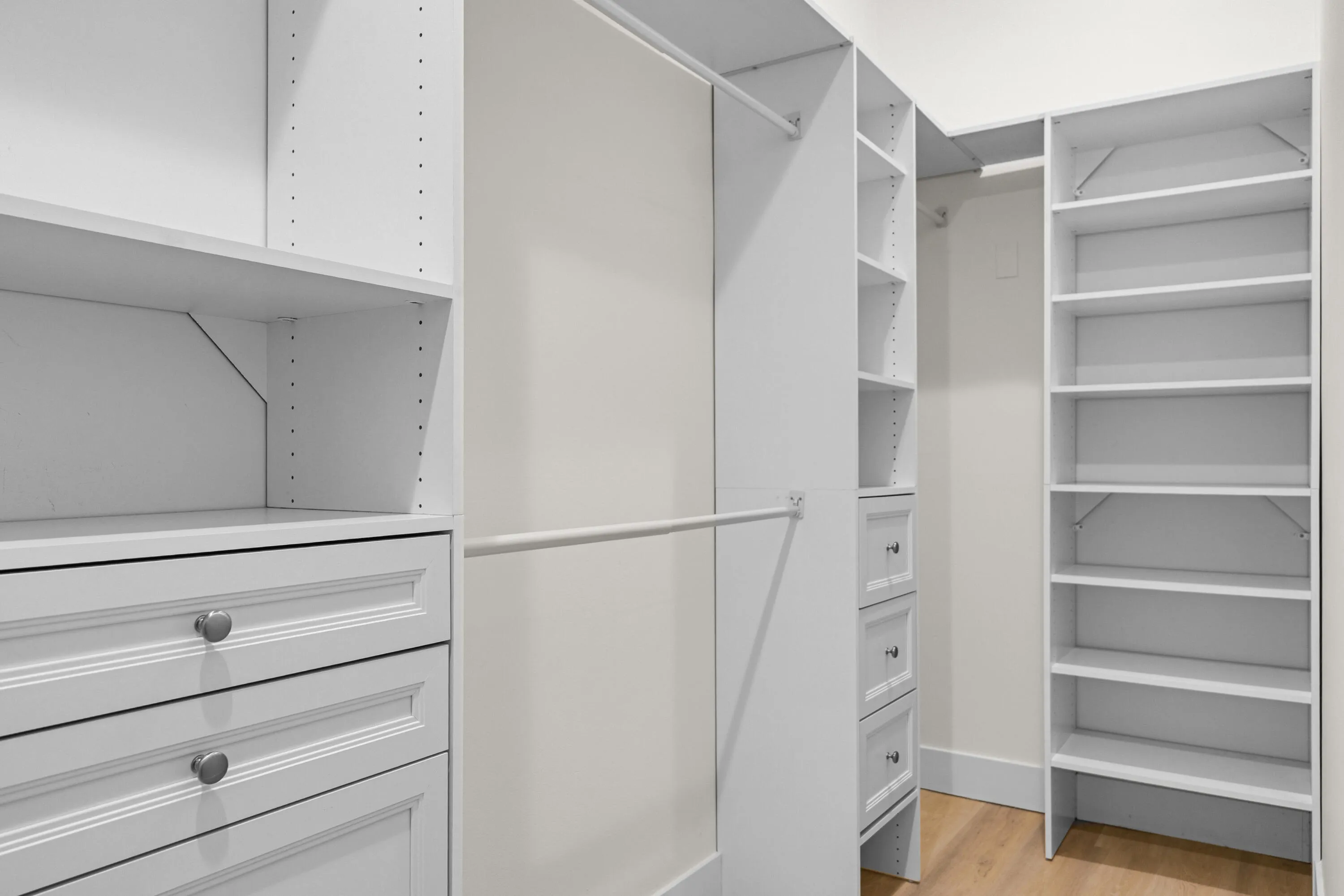 Walk-in Closet