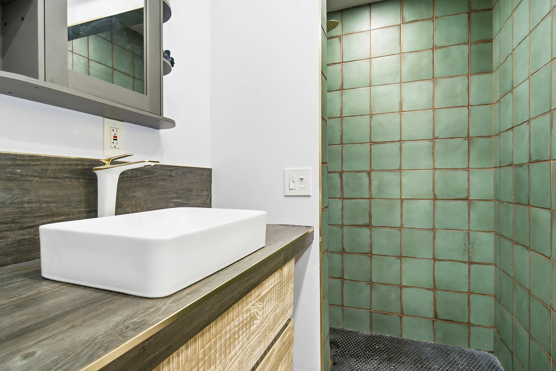 First Floor​​‌​​​​‌​​‌‌​‌‌​​​‌‌​‌​‌​‌​​​‌​​ Bath