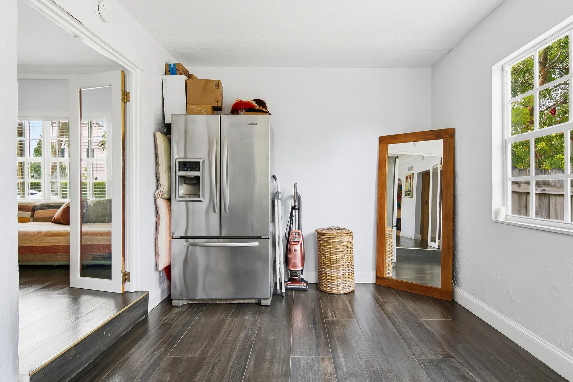 30 Office/Den