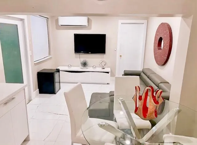 Apartment 3