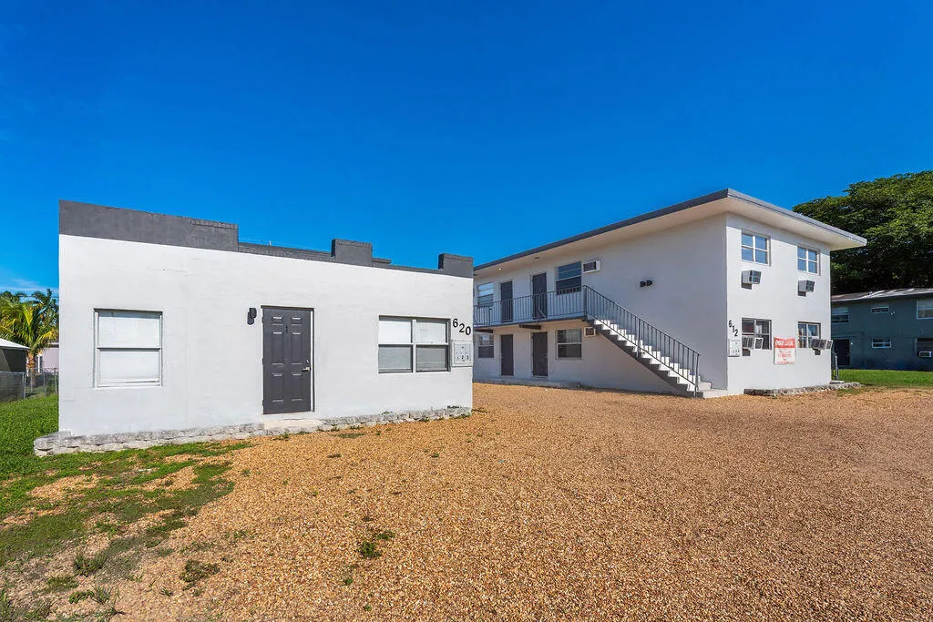 620SW6thStreet#1,BelleGlade-2