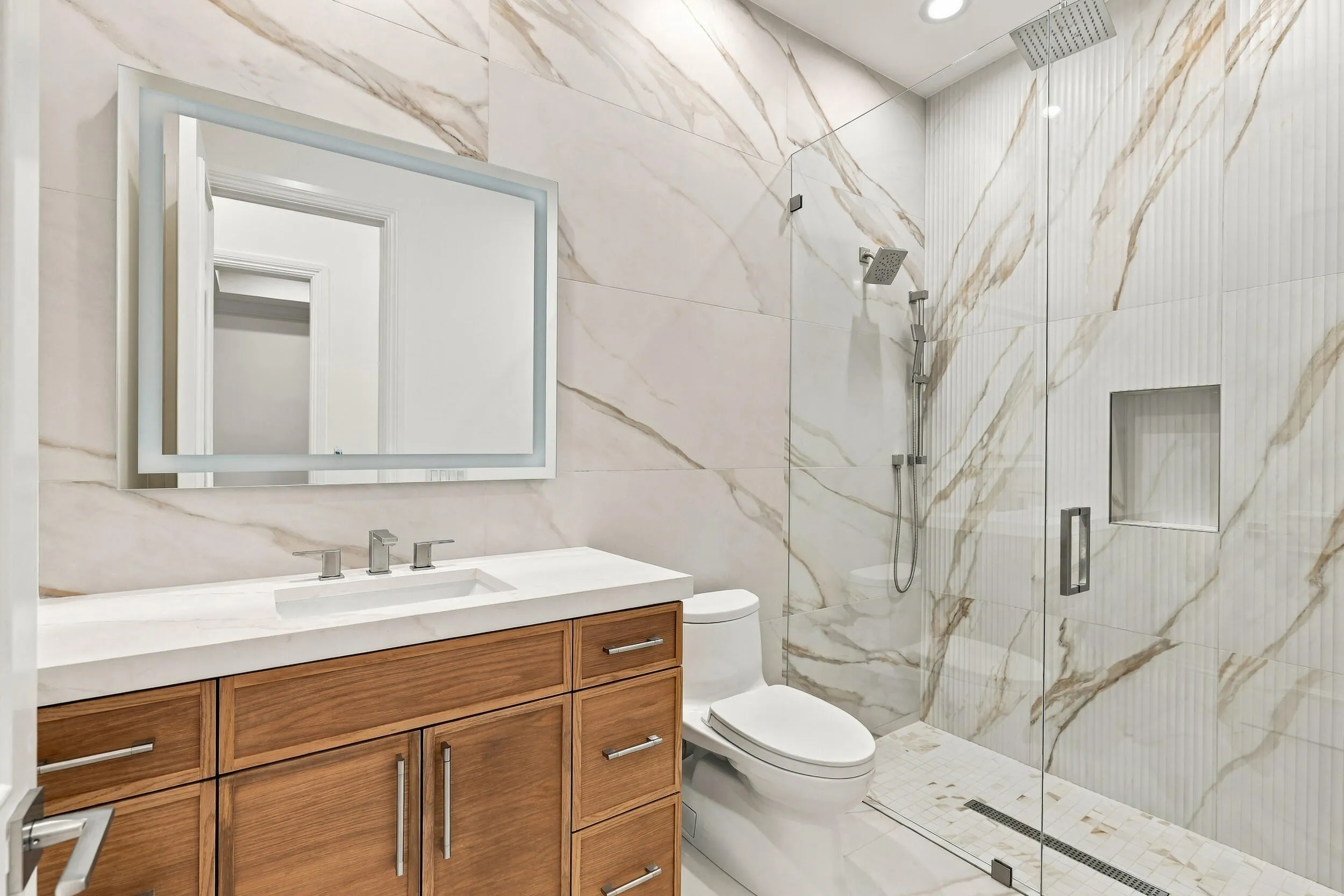 Main Level Bath